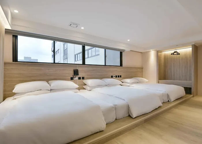 Spring Rhapsody Hotel